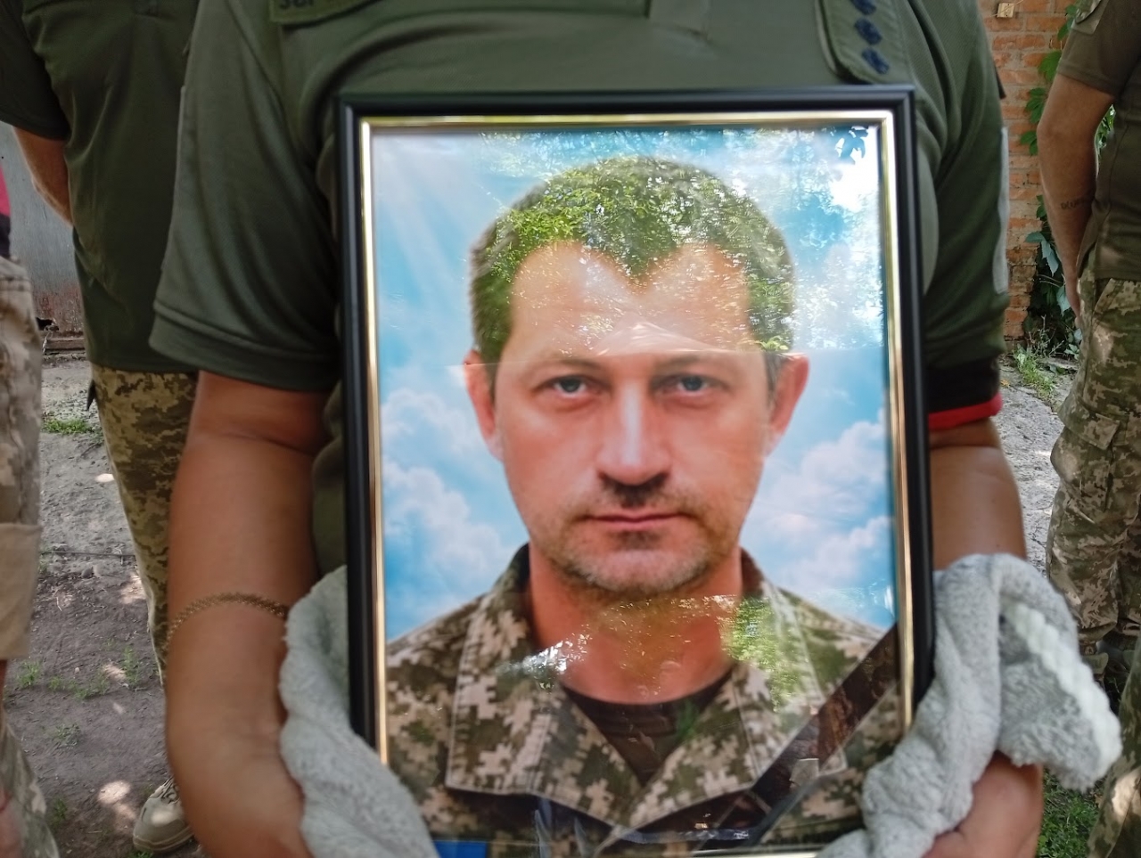Докладнiше